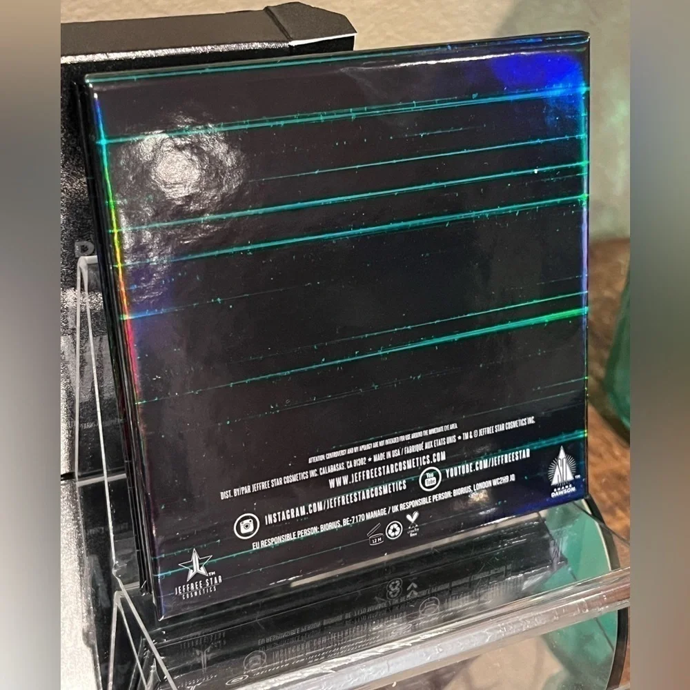 Jeffree Star x Shane Dawson Mini Controversy Palette, NEW!